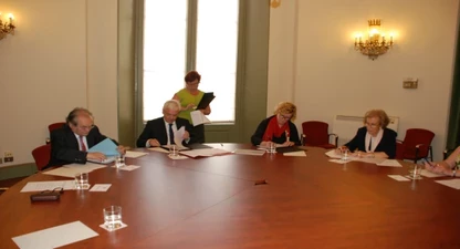 signatura-conveni-llegats.jpg