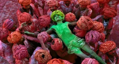 Festival Holi al Rajasthan, India al 1996. Foto: Steve McCurry