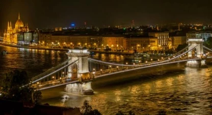 szechenyi-chain-bridge-budapest-night.jpg