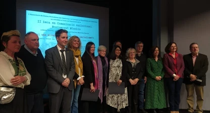 Els protagonistes de l'acte del lliurament de la II Beca Montserrat Minobis. 