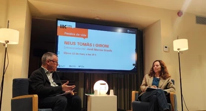 La periodista Neus Tomàs, al cicle Pessics de Saviesa.