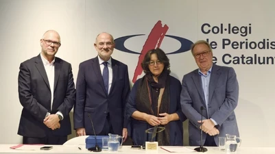 Premi_Vazquez_Montalban_Amira_Hassa_Autor_Jordi_Salinas_05.png