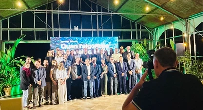 Foto de família de la III Nit de la Comunicació de la Selva.